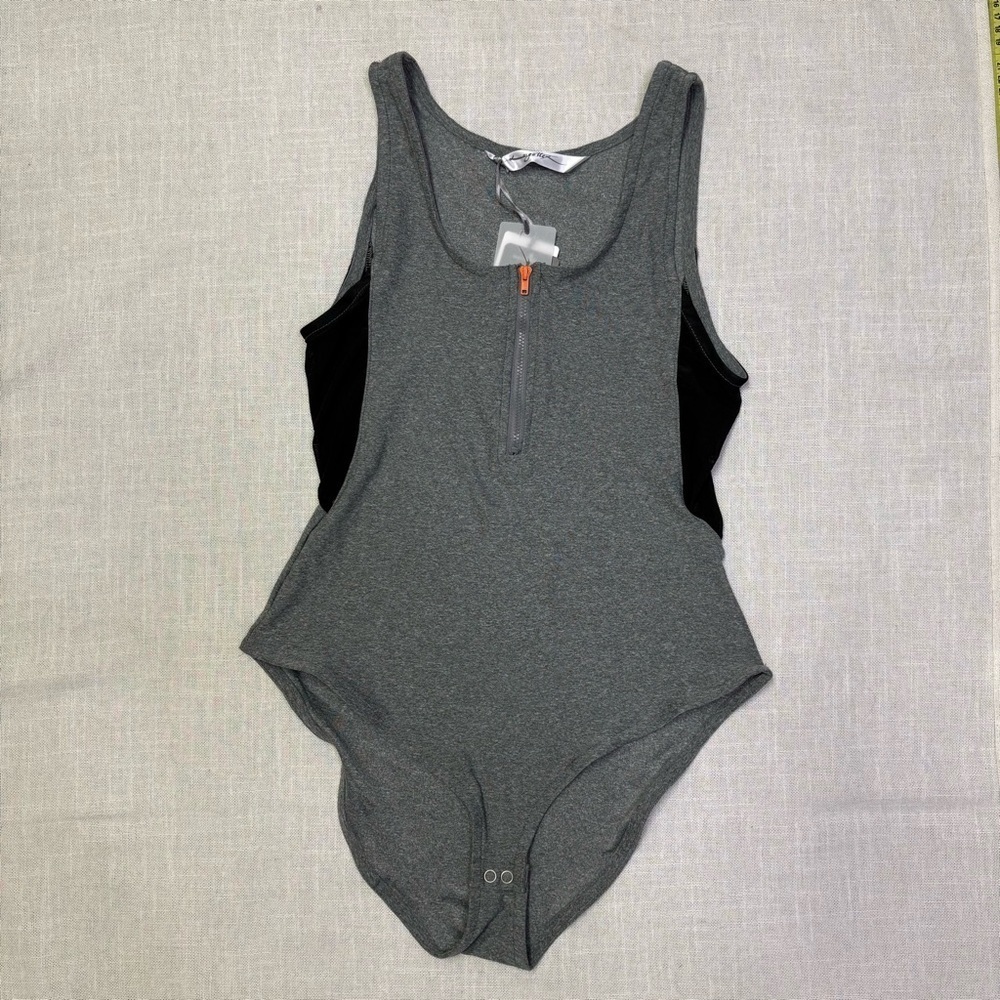 X by Gottex NWT Womens Medium Grey Quarter Zip Bodysuit Snap Comfy Spring